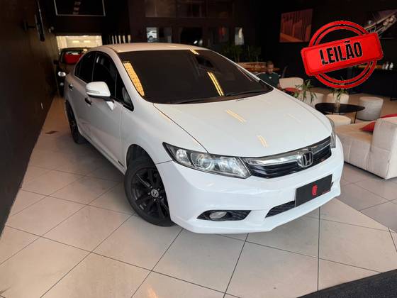 HONDA CIVIC 2.0 LXR 16V FLEX 4P AUTOMÁTICO HONDA CIVIC 2.0 LXR 16V FLEX 4P AUTOMÁTICO